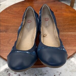 BTrue by Baretraps ballet flats